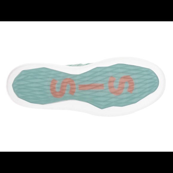 NWT K Swiss Gen-K Icon Sneaker Size 8 - Picture 4 of 8